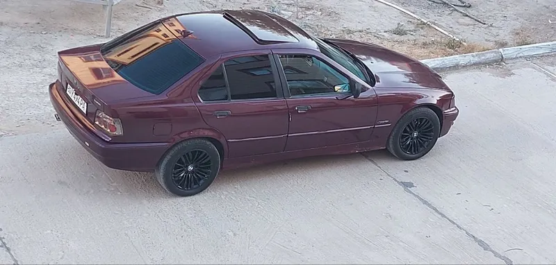 Bmw e36. 318i m40 5 Bmw e36. 318i m40 5