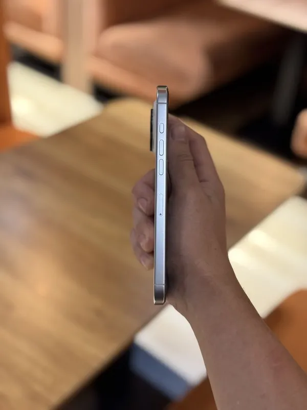 Iphone 16 pro max 3 Iphone 16 pro max 3