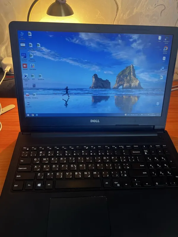 Насия Dell Inspiron 3576 / Core i5-8250U / 8GB RAM / SSD + Память 1-ТБ — фото 2
