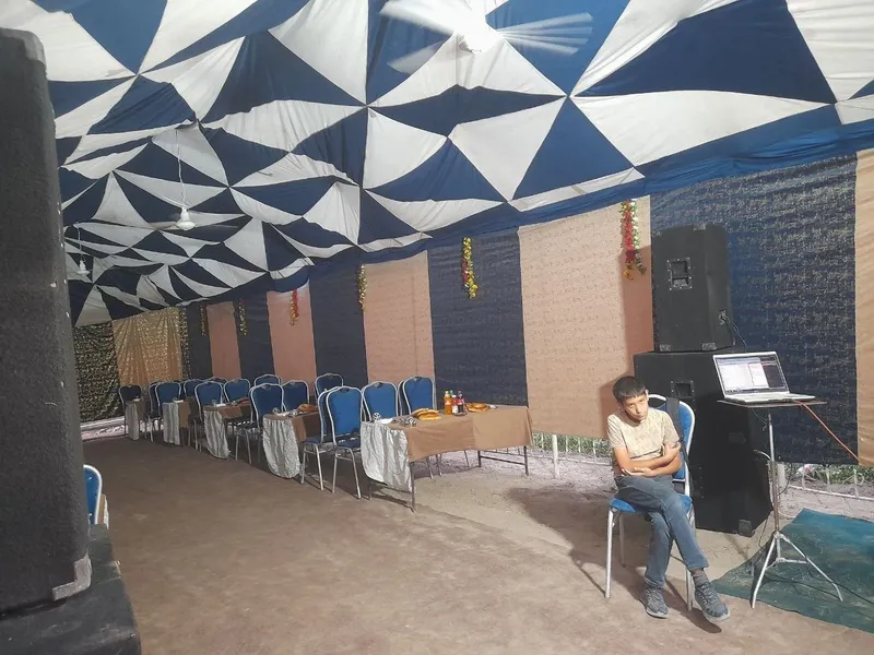 Toykar uchun saxna va stol stullar 39 million som kami bor kelishiladi 1 Toykar uchun saxna va stol stullar 39 million som kami bor kelishiladi 1