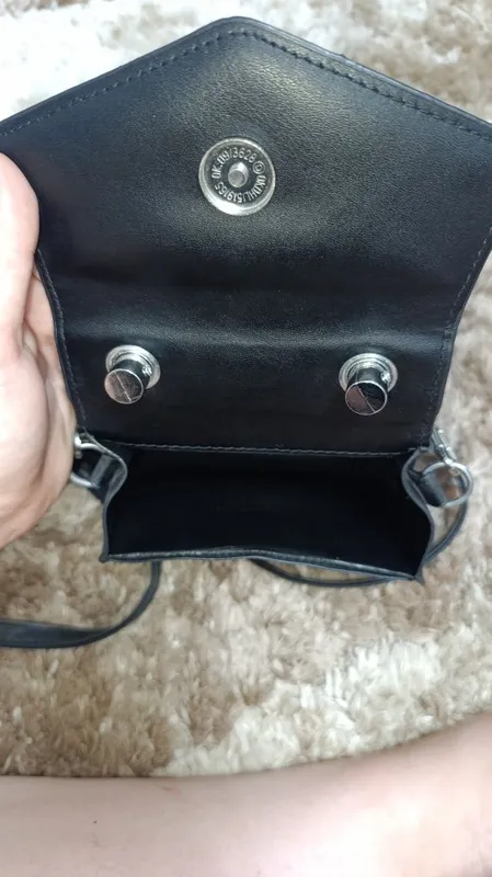 Продам маленькую сумочку 6
