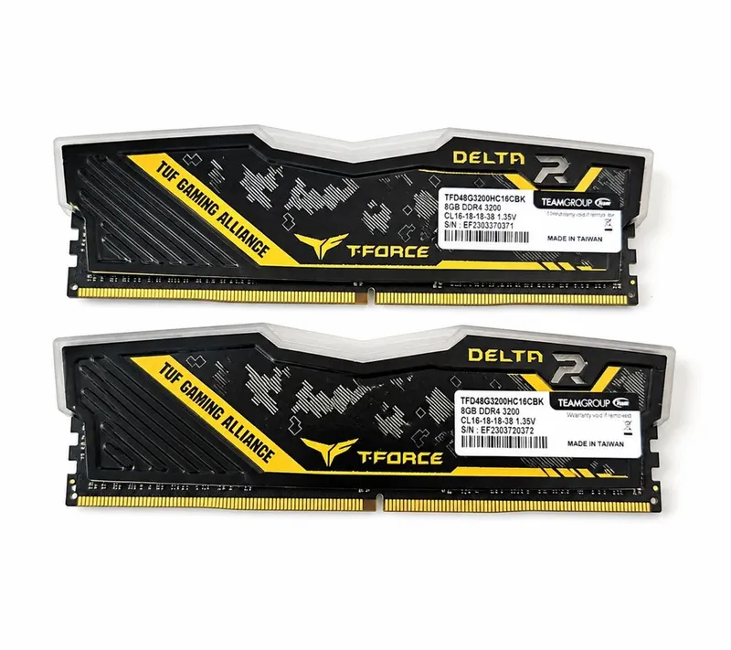 Tuf gaming Delta TForce 8gb 3200 ddr4 2ta — фото 1