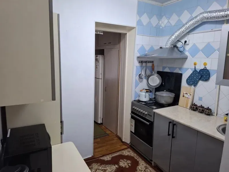 БИЙ/ Метро 4 БИЙ/ Метро 4