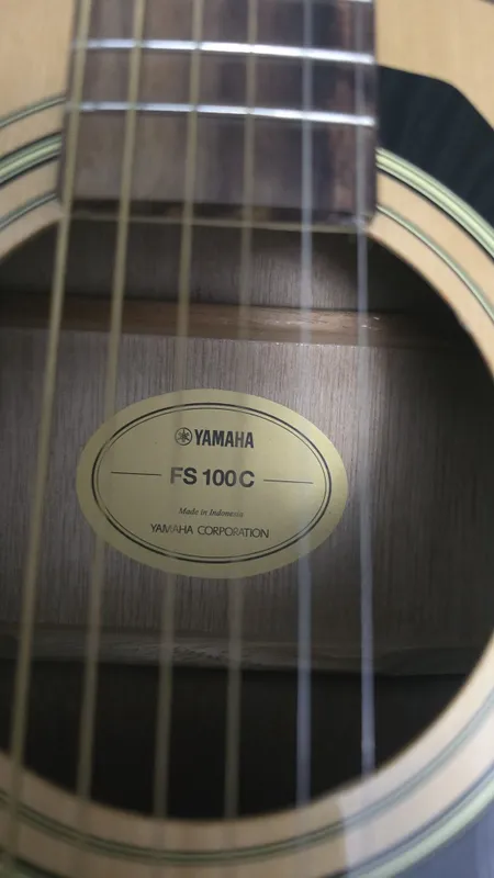 Гитара Yamaha FS100C — фото 1