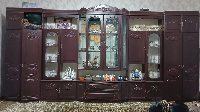 Продаётся стенка, состояние мебели хорошее 3 Продаётся стенка, состояние мебели хорошее 3