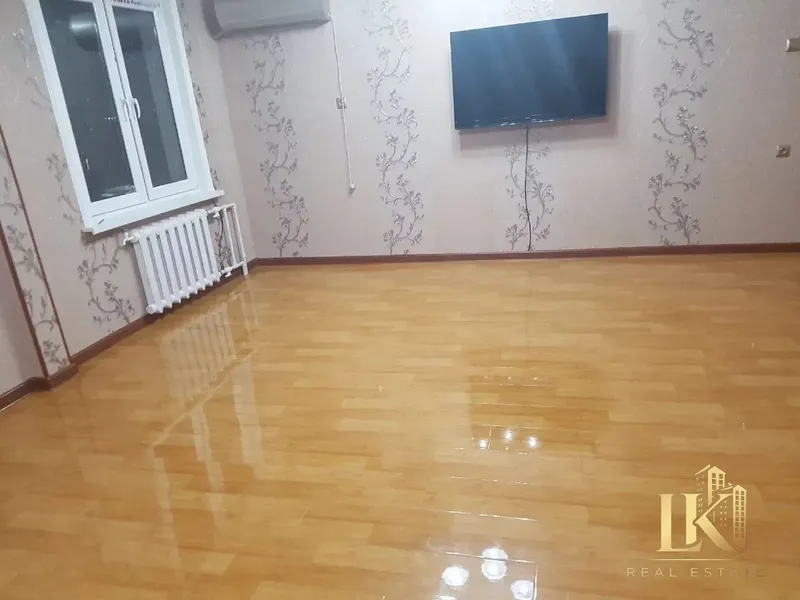 Продаётся 4-комнатная квартира с улучшенной планировкой и ремонтом в Яшнабадском районе