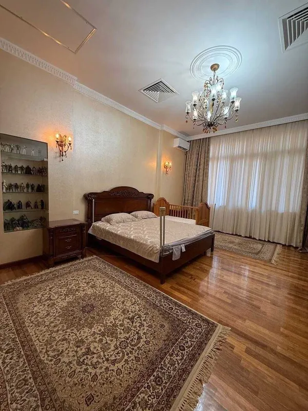 Роскошный дом 1000 м² с бассейном — Центр Луначарского, Узумзор — фото 8