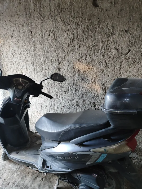 Skuter benzinli 115 kub (narxi kelishiniladi)