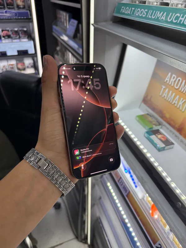 iPhone 16 Pro 3