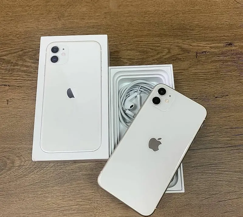 iPhone 11