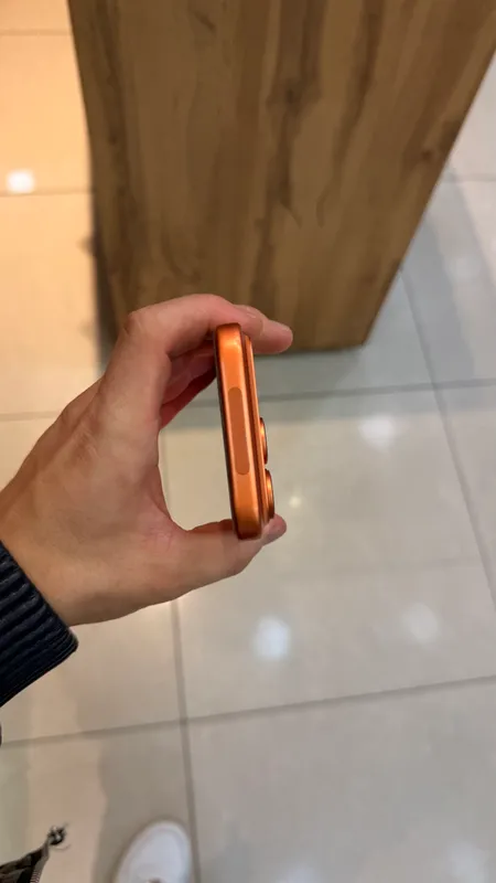 Iphone 17 pro 4