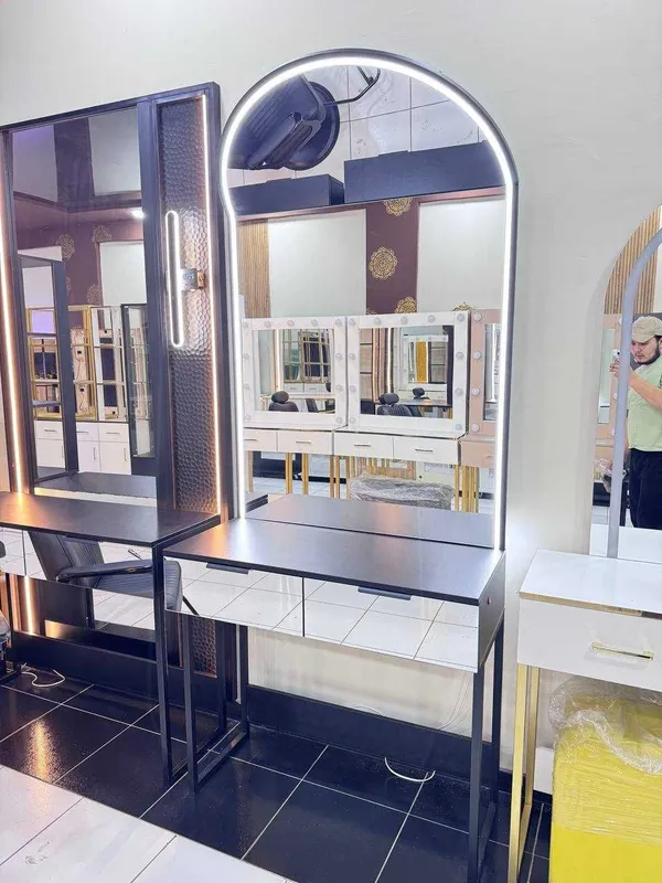 mebel dlya salona krasoty barbershop
