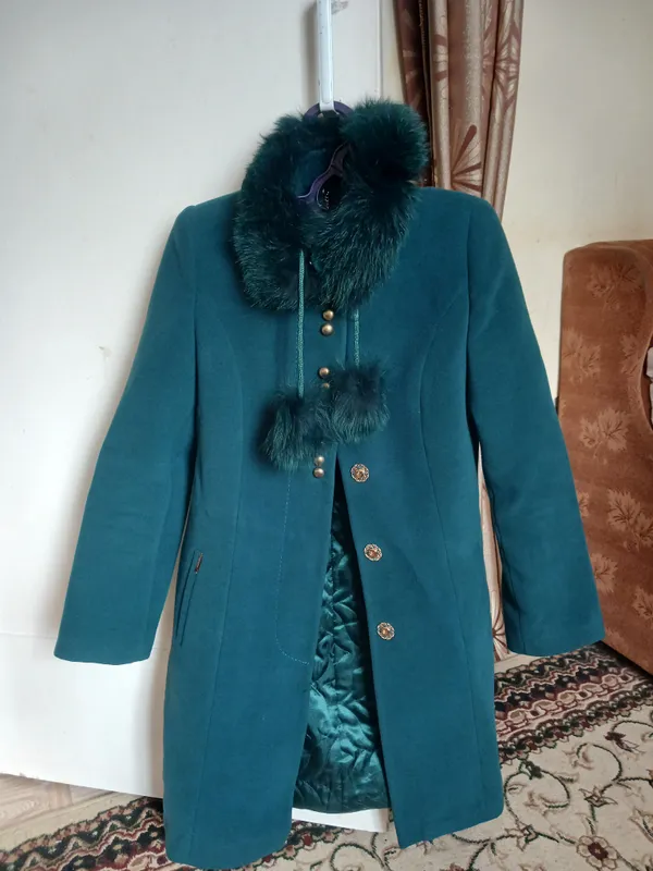 Пальто, сарпо кийим, коляска. 1 Пальто, сарпо кийим, коляска. 1