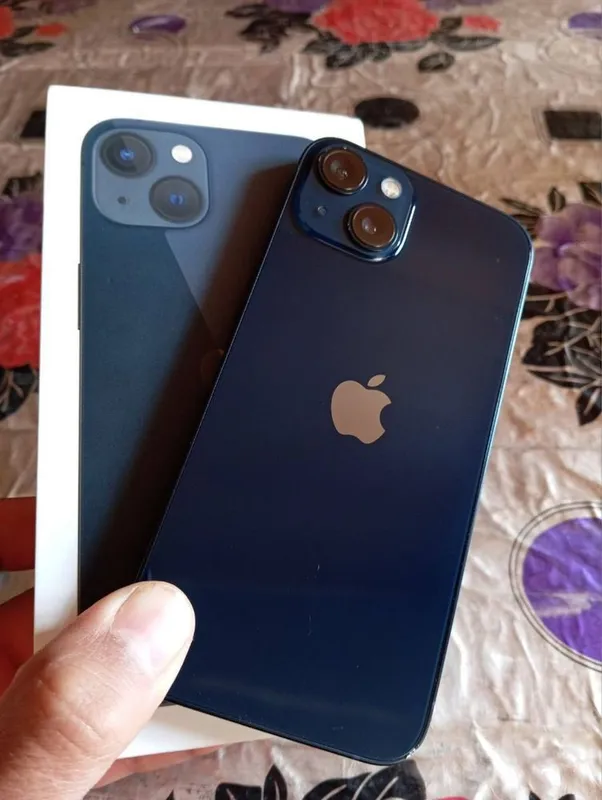 Iphone 13 radnoy