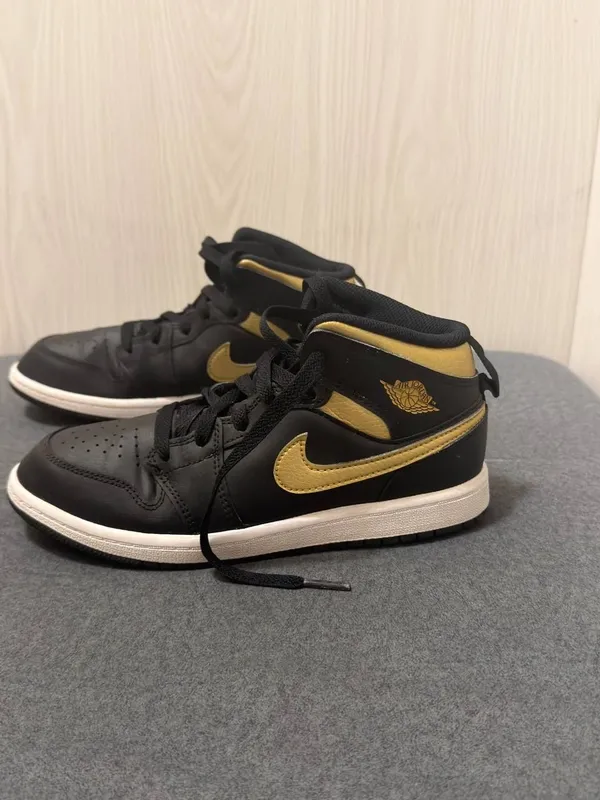 Детские кроссовки Jordan's, размер 35, оригинал 1