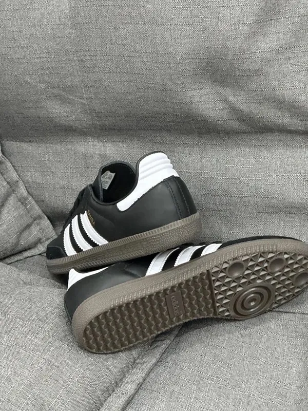Adidas Samba - новые — фото 1