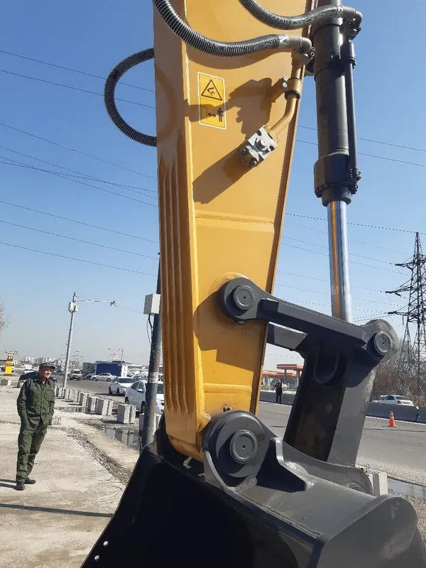 XCMG экскаватор сотувда тайёр 2.1 куб.м ковша — фото 2