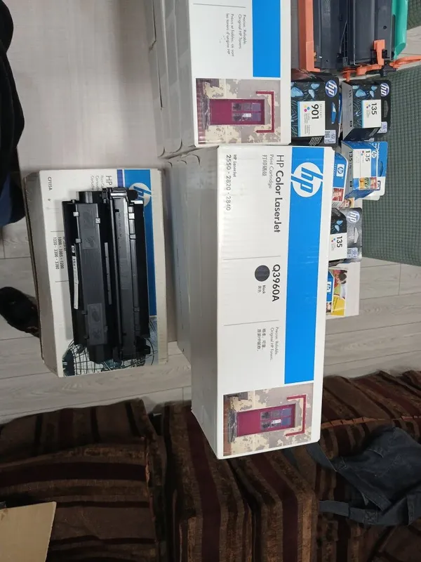 Новый оригинальный картридж HP Q3960A (122A) Black (лазерный)