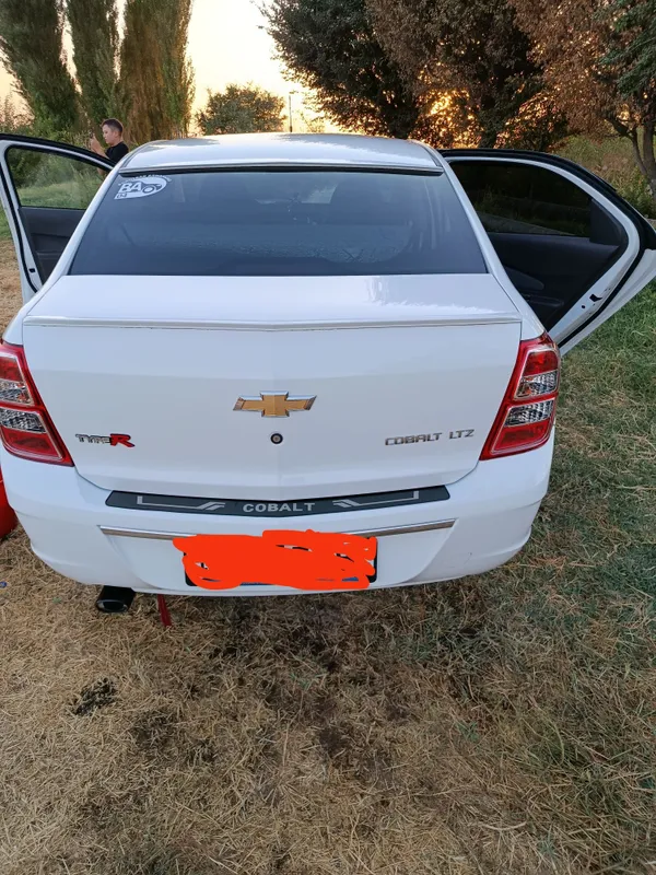 Продается Chevrolet cobalt автомат — фото 1