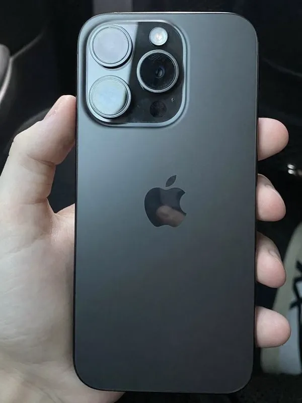 15 pro sotiladi. 15 pro sotiladi.