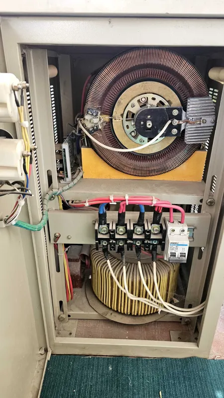 Svc 3000VA трансформатор — фото 1