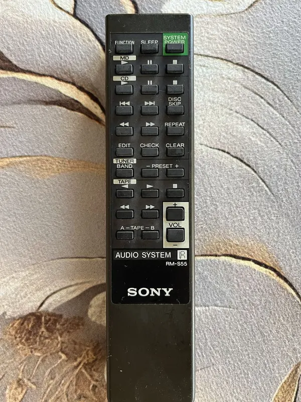 Пульт от блочных систем и рессиверов SONY.