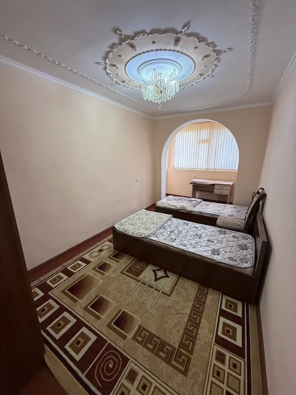 ПРОДАЕТСЯ 5 комнатная квартира на Дружбе Народов 6