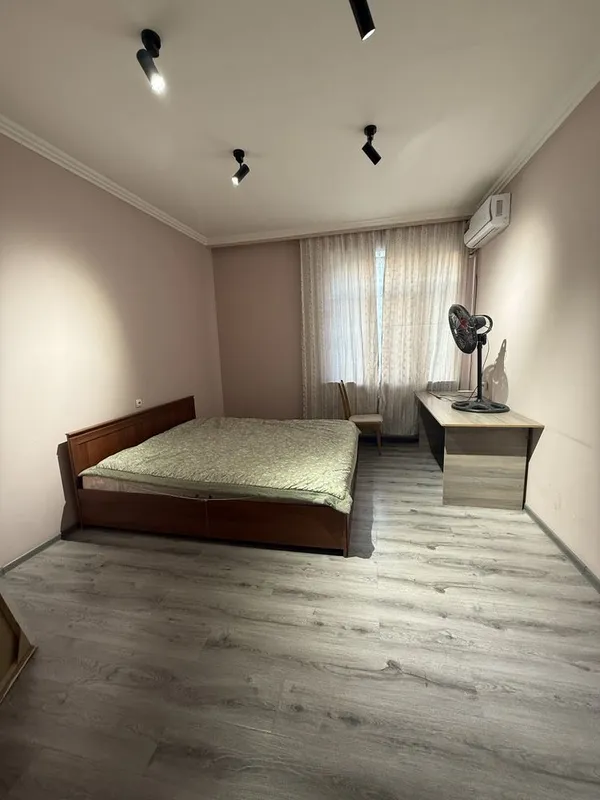 Yunsobod 17kv 2.5 sotix ucastka sotiladi 8 Yunsobod 17kv 2.5 sotix ucastka sotiladi 8