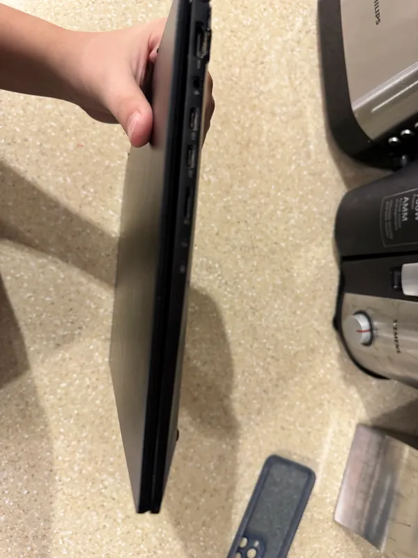 Asus zenbook 14 3 Asus zenbook 14 3