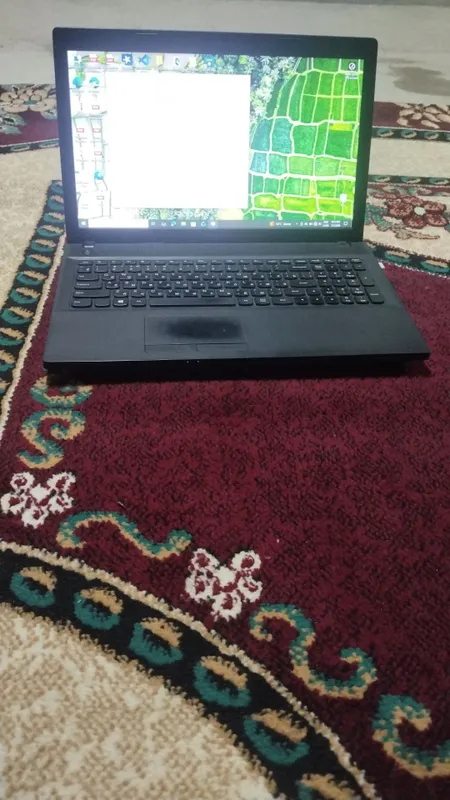 Lenovo noutbuk sotiladi! 2