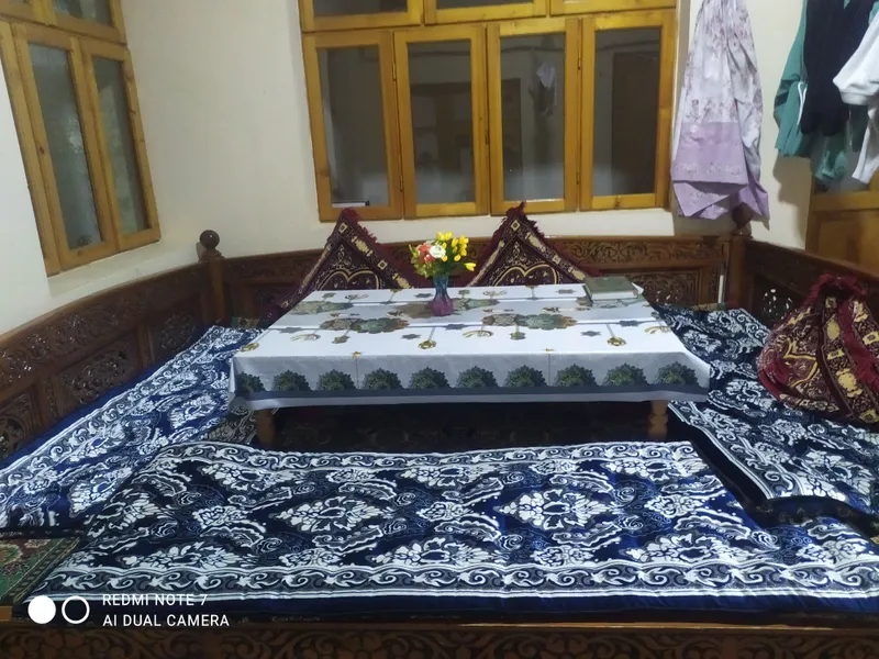 3.5 3.0 Karavat bor hon taxtash bilan sotlad ishla — фото 1