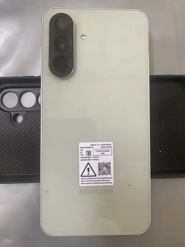 Samsung galaxy a56 8/256 — фото 1