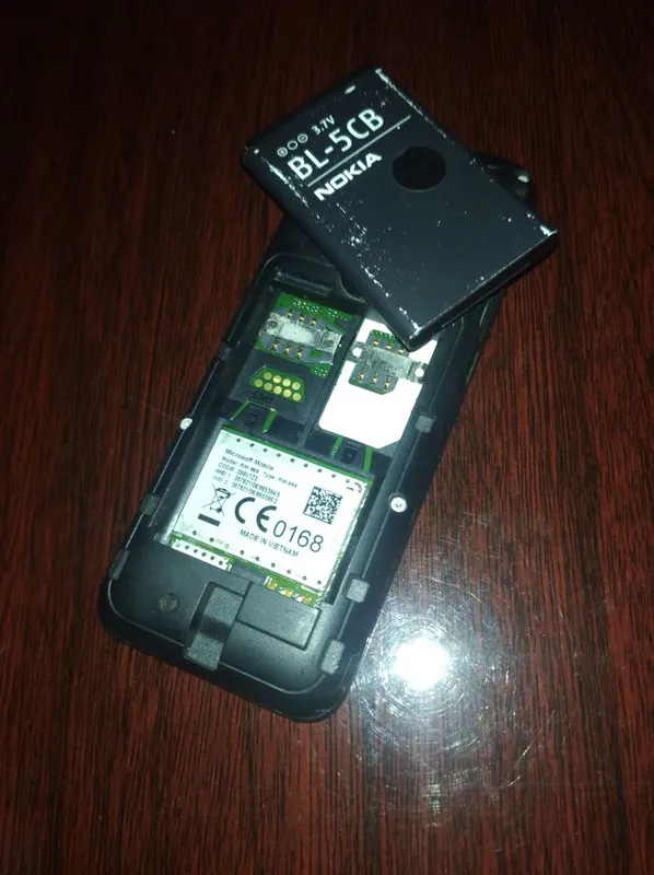 NOKIA BL-5CB 3