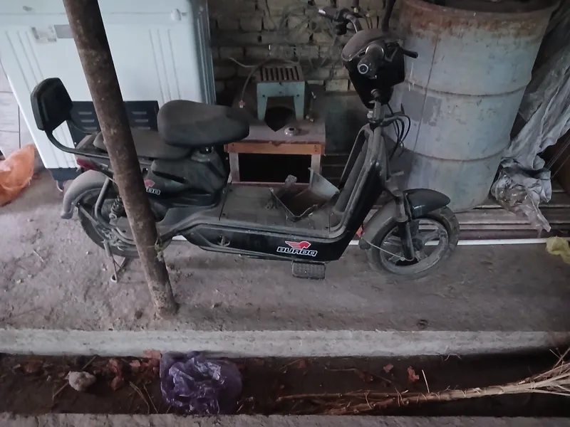 chontak skuter