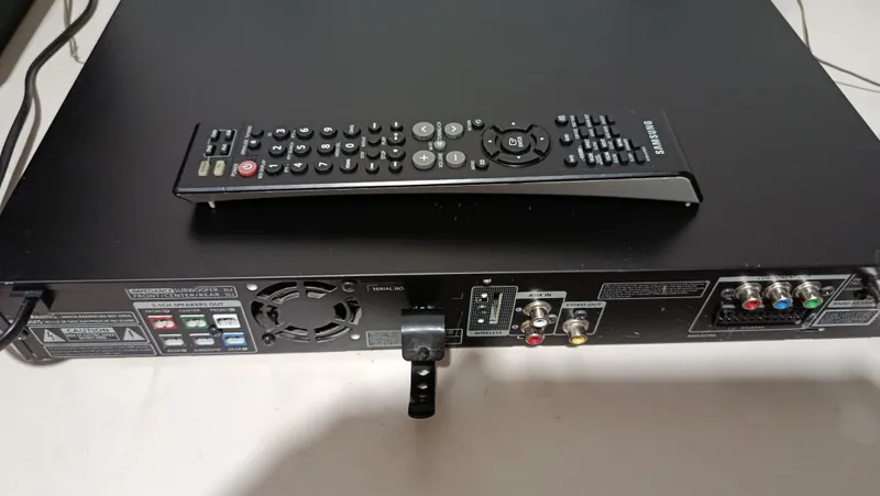 Домашный кинотеатр Samsung HT-X20 в хорошем сост.. 8