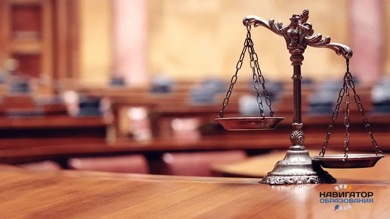 Адвокат по гражданским и экономическим делам