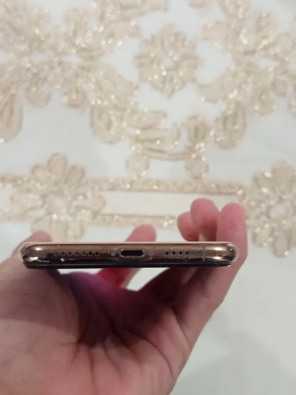 iPhone XS Max 256 ГБ 6