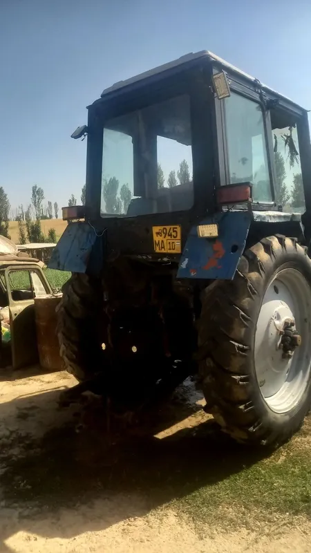 Traktor sotiladi! 1 Traktor sotiladi! 1