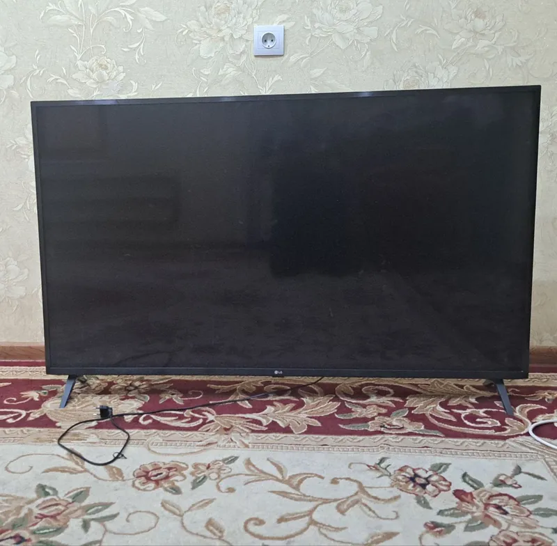 LG UHD Smart TV 55" (55UP76) 4K 2 LG UHD Smart TV 55" (55UP76) 4K 2