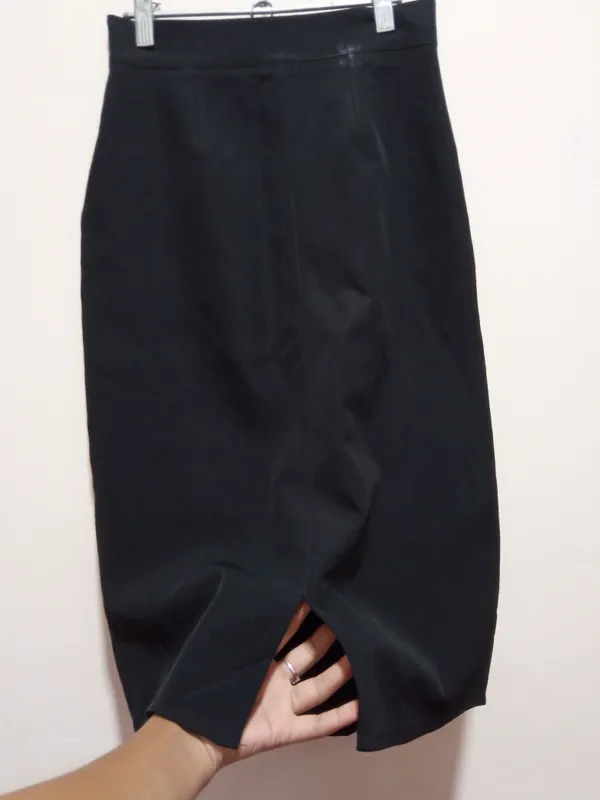 Komplekt yubka va nimcha,qora maktab va univer 4 Komplekt yubka va nimcha,qora maktab va univer 4
