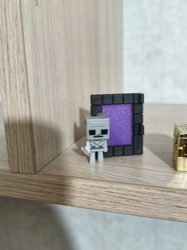 Фигурки Kinder Minecraft 2 Фигурки Kinder Minecraft 2