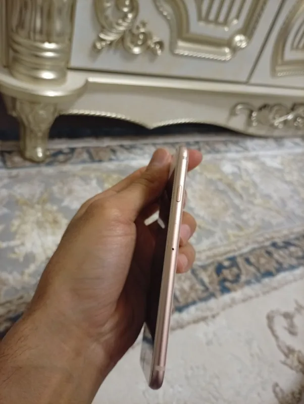 Продаётся iPhone 8, состояние хорошее 3 Продаётся iPhone 8, состояние хорошее 3