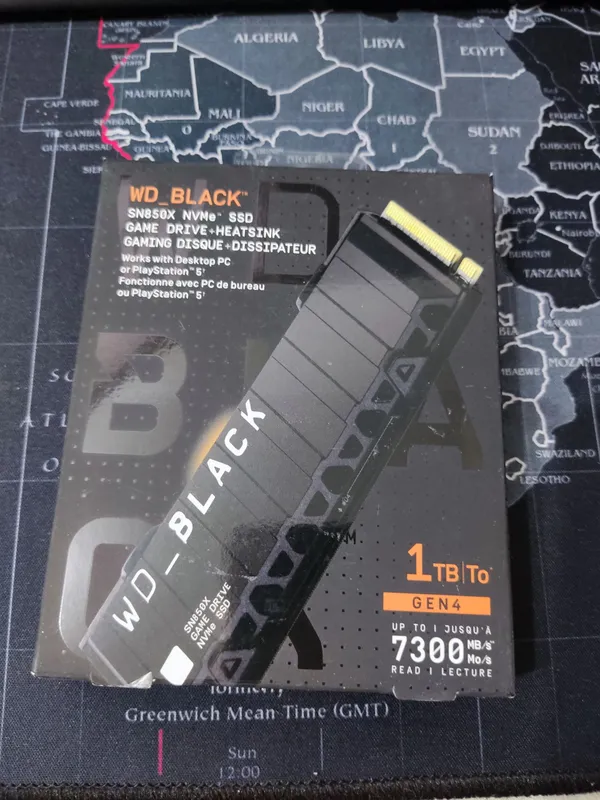 WD BLACK sn850x 1tb gen4 heatsink open box 3 WD BLACK sn850x 1tb gen4 heatsink open box 3