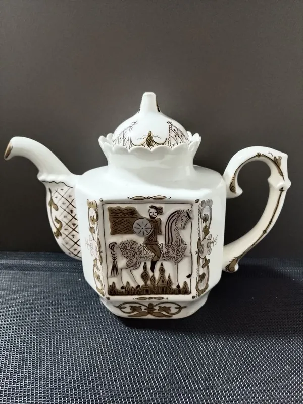 Коллекционные керамические штофы. См. все фото