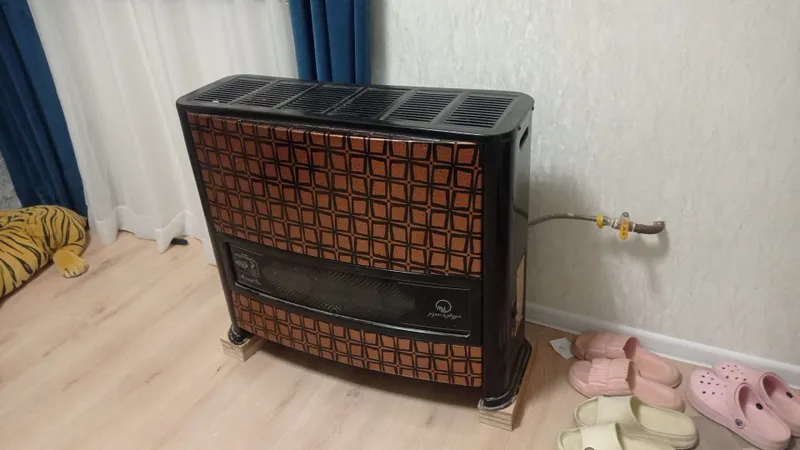 Продам иранскую газовую печь(камин) в отличном состоянии 1 Продам иранскую газовую печь(камин) в отличном состоянии 1
