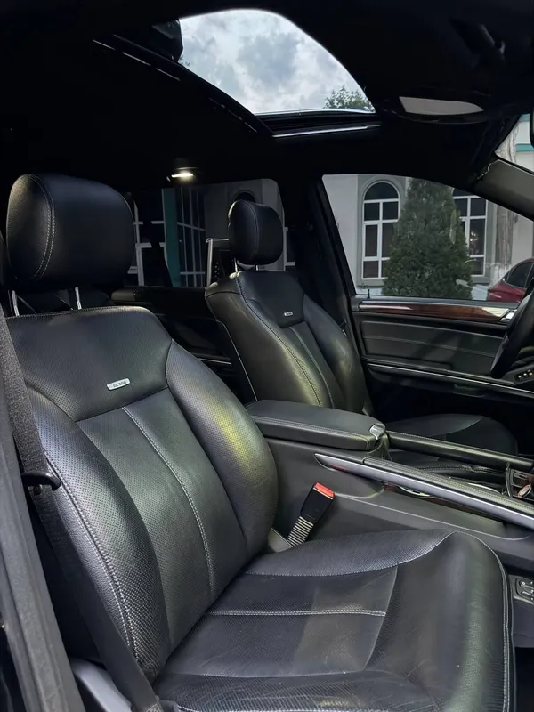 Mercedes Benz GL 550 4 Matic 5