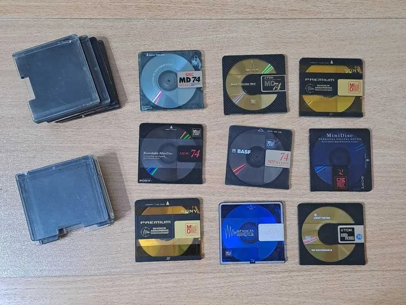 Продам Mini Disc Sony 3 Продам Mini Disc Sony 3