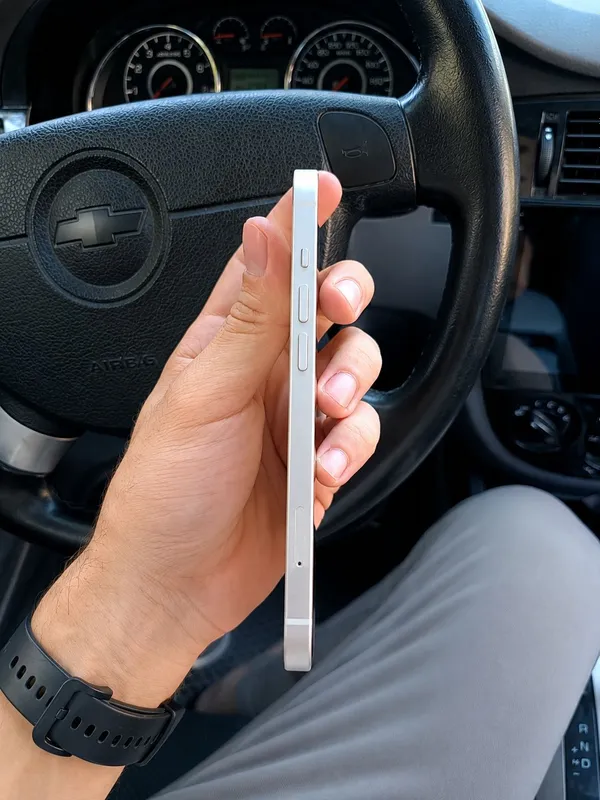 iPhone 13 2 iPhone 13 2