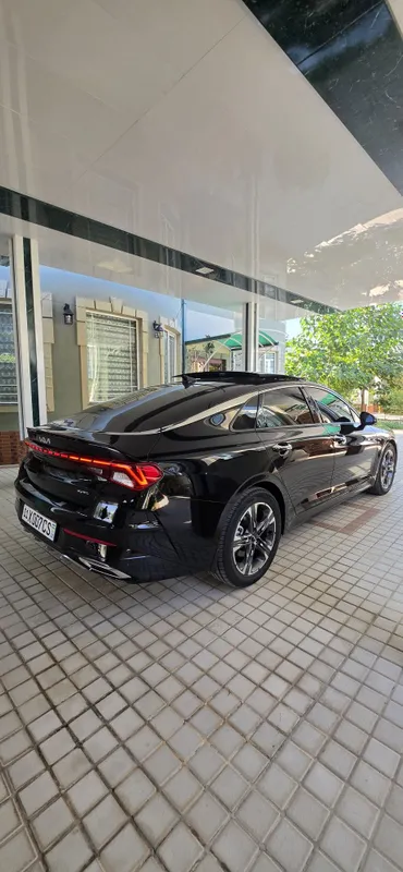 Kia K5 sotiladi GT line + — фото 2