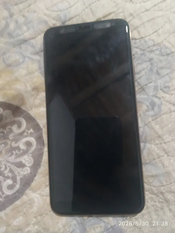 Samsung Galaxy J4+ — фото 2